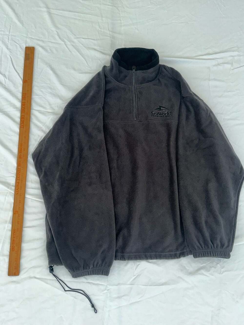 SeaWorld Adventure Park Gray Half Zip Fleece Pullover